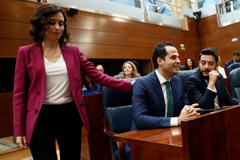 Aguado se reúne con la oposición sin PP ni VOX para "reconstruir" Madrid