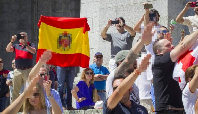 El Gobierno ya trabaja para ilegalizar la Fundación Franco