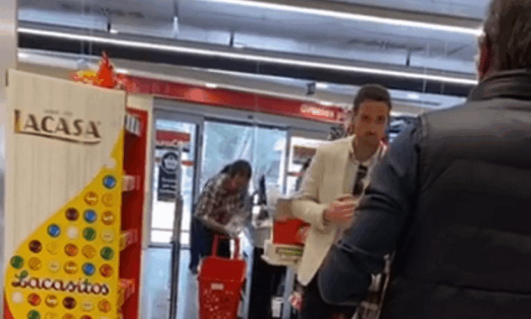 La Guardia Civil pidió sin orden judicial a un supermercado que no borrara el vídeo de Pablo Iglesias sin mascarilla