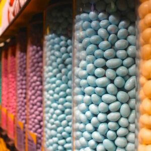 Conoce las ventajas de comprar golosinas en una tienda online