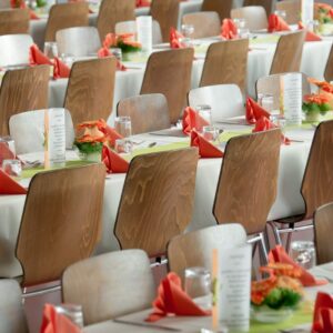 ¿Cómo alquilar los mejores muebles para eventos?