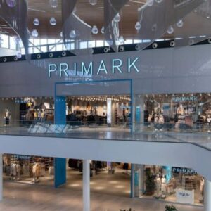 Detectan un caso de coronavirus en un Primark de Sevilla