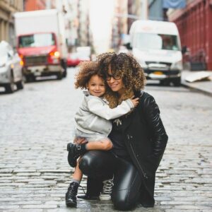 La delicada situación de las madres solteras durante la pandemia del coronavirus