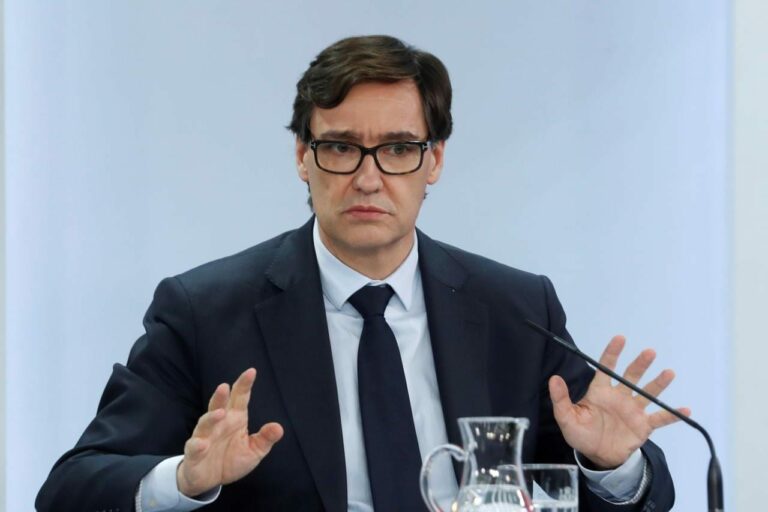 Illa: "La presión hospitalaria ronda el 5% y el número de fallecidos es muy distinto a abril"