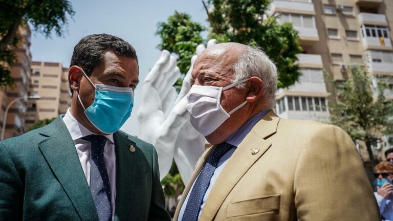 El Gobierno de Juanma Moreno detectó "transmisión comunitaria" en Málaga hace 15 días y no lo anunció