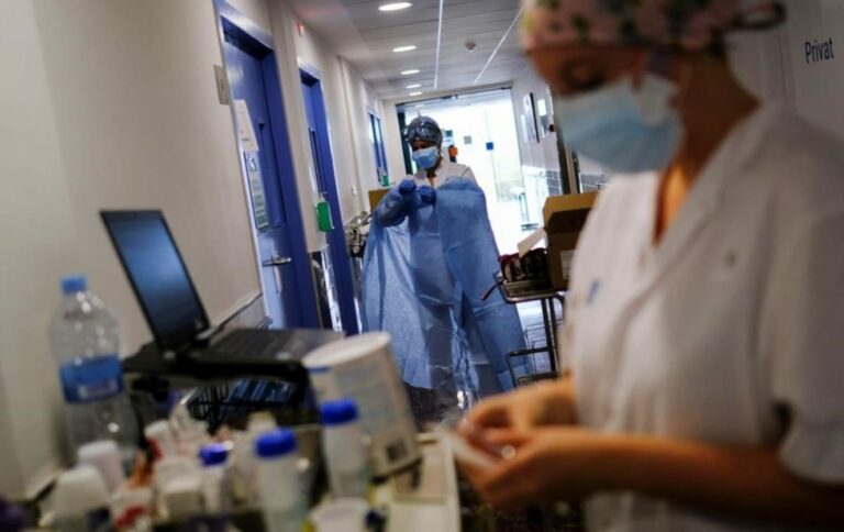 La vacuna de Oxford y AstraZeneca produce respuesta inmune y no causa efectos adversos graves