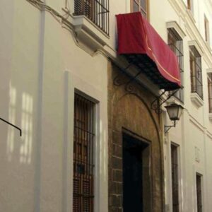 Detectan un contagio masivo de covid-19 en el convento de Santa Ángela de la Cruz