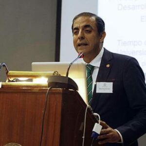 El polémico rector de la Universidad de Sevilla da positivo por coronavirus