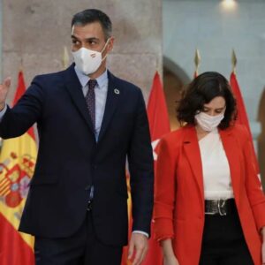 España exigirá por fin una PCR negativa para entrar en el país