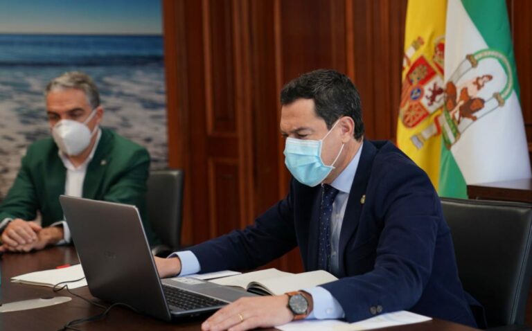 Juanma Moreno amplia el toque de queda en Andalucía