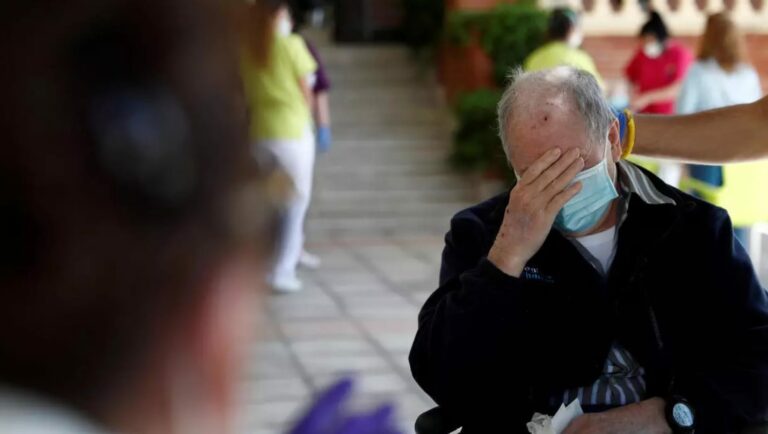 La mortalidad se dispara un 60% en las residencias de ancianos
