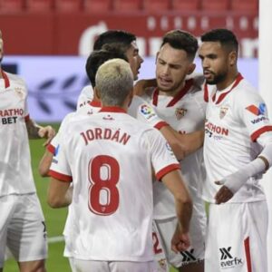 El Sevilla duda en Liga y promete en Champions League