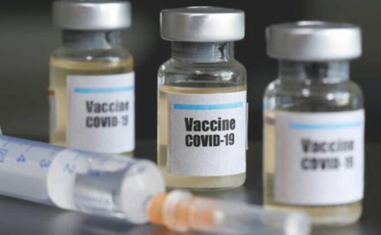 Sanidad espera tener las primeras vacunas en diciembre “si las cosas van muy bien”