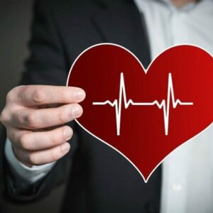 Clínicas esenciales y blogs informativos: la salud que todos merecemos