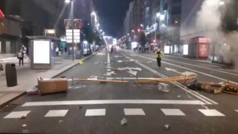 Revelan quienes están detrás de los disturbios que Vox no condena explícitamente