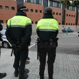Multan a ocho fachas borrachos que cantaban el Cara al Sol sin mascarilla en Córdoba