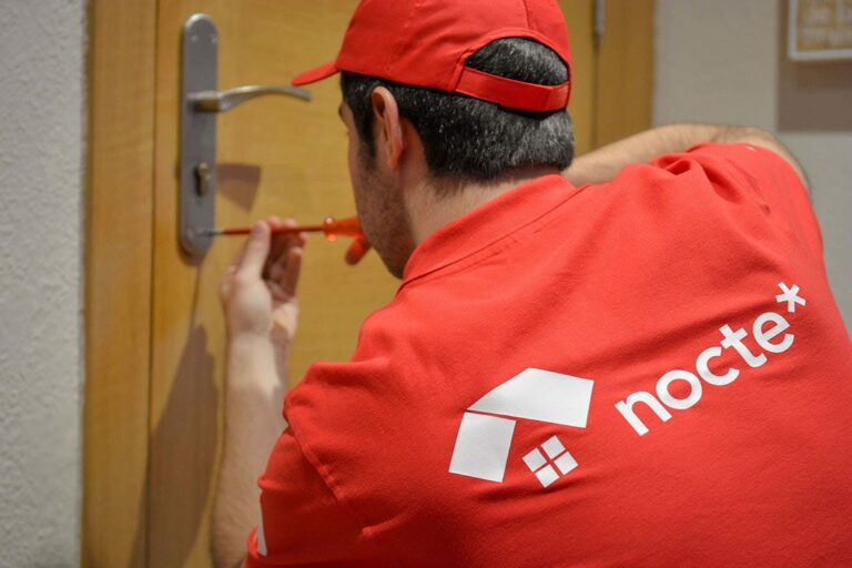 Los profesionales de Nocte Cerrajeros en Sevilla advierten contra la okupación
