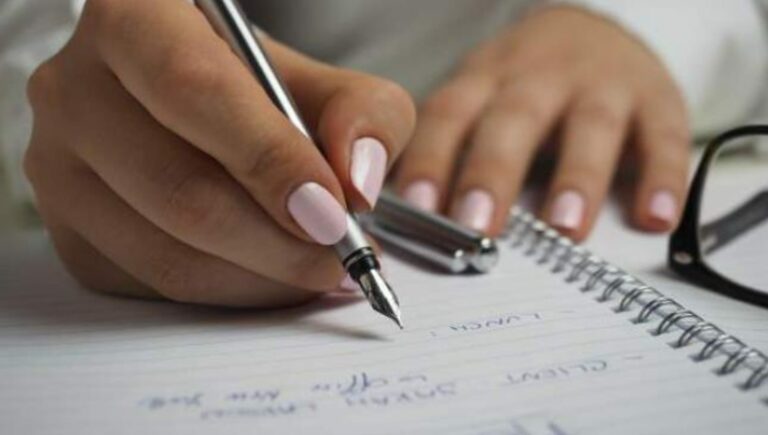 Cómo Escribir TFG En 2 Semanas