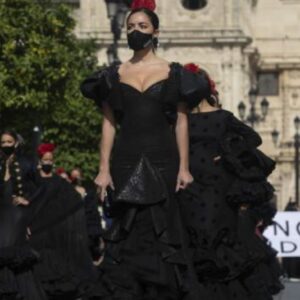 El Ayuntamiento de Sevilla prepara un plan para rescatar a la moda flamenca