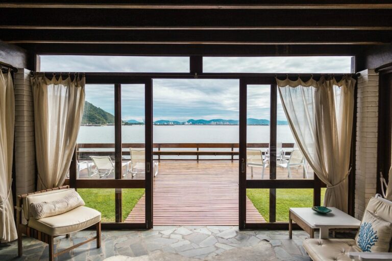 Excelencia inmobiliaria: casas de lujo para las vacaciones y limpiezas de tus espacios