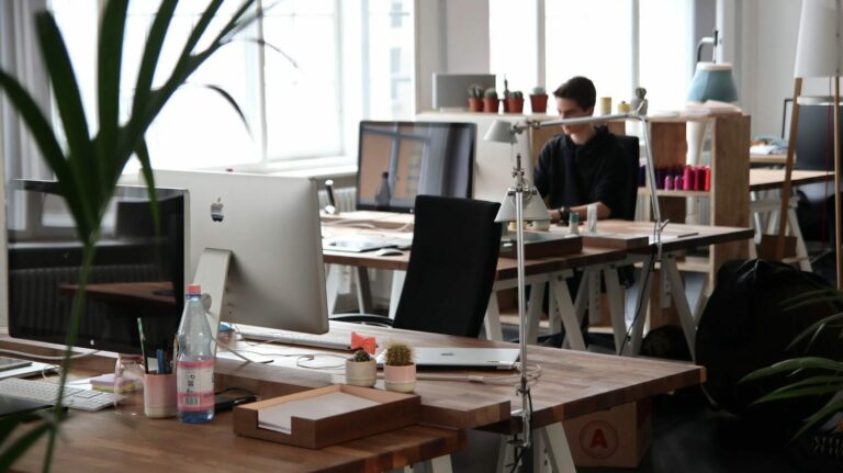 Ideas útiles para diseñar una oficina funcional y productiva