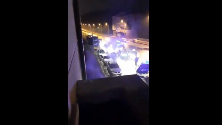 Tremenda persecución en La Coruña a un conductor que embistió a varios vehículos de la Guardia Civil