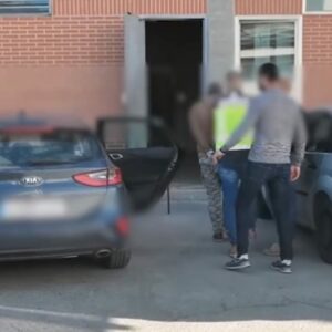 Incautan 2.065 kilos de cocaína ocultos entre carbón vegetal