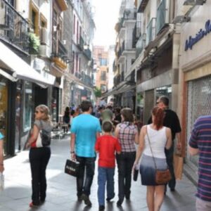 El Ayuntamiento de Sevilla modificará la ordenanza de publicidad para modernizarla