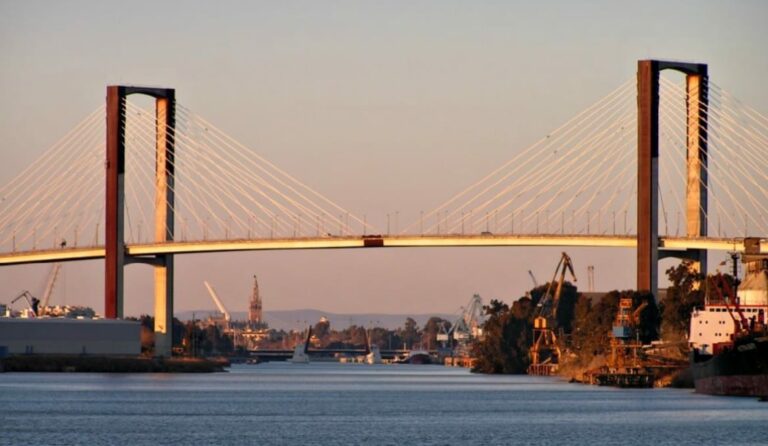 Acciona logra la mejor puntuación en el concurso para rehabilitar el Puente del Centenario