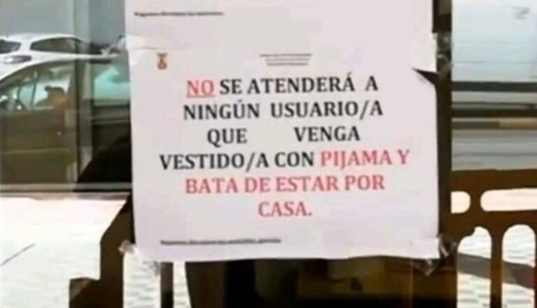 Dos Hermanas discrimina a las señoras mayores con pijama o bata de estar por casa