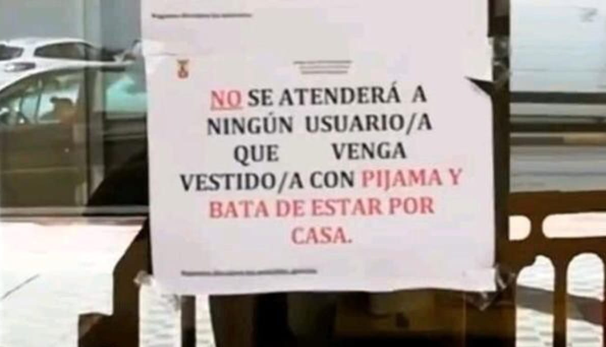 Dos Hermanas discrimina a las señoras mayores con pijama o bata de estar por casa