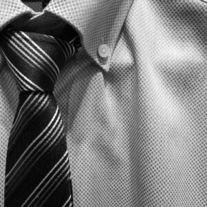 ¿Cómo planchar una corbata?