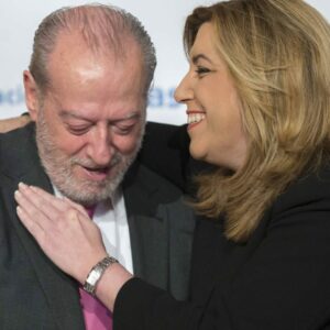 El presidente de la Diputación de Sevilla obligado a rectificar y no pagará pluses del 50% a sus peces gordos