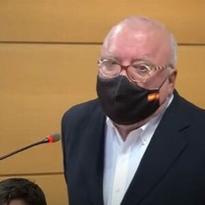 Sospechas en las redes ante la repentina enfermedad de Villarejo cuando iba a “tirar de la manta”