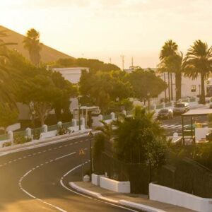 Un juez que estaba en una fiesta ilegal en Canarias pide a los agentes que se identifiquen