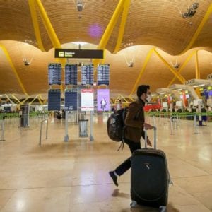 España prorroga hasta 31 de marzo la restricción de viajes desde países terceros y Schengen a la UE