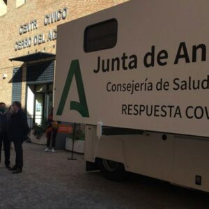 La provincia de Sevilla mantiene el cierre de bares y comercios a las 21:30 a excepción de municipios de la Sierra Norte