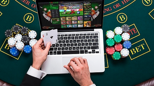 Pros y contras de jugar casino online