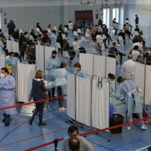Andalucía administra 345.508 vacunas en seis días