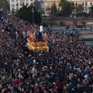 La Junta de Andalucía permitirá las procesiones si el nivel de alerta baja de 3