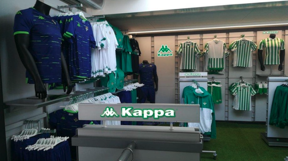 Condenan por estafa a la exencargada de la tienda oficial del Real Betis