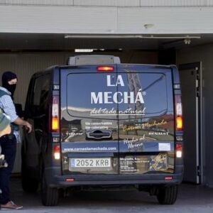 Las acusaciones afirman que la inspectora municipal pudo evitar el brote de listeriosis en Magrudis