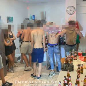 La Policía Local desaloja a 12 jóvenes de una fiesta al incumplir las medidas sanitarias