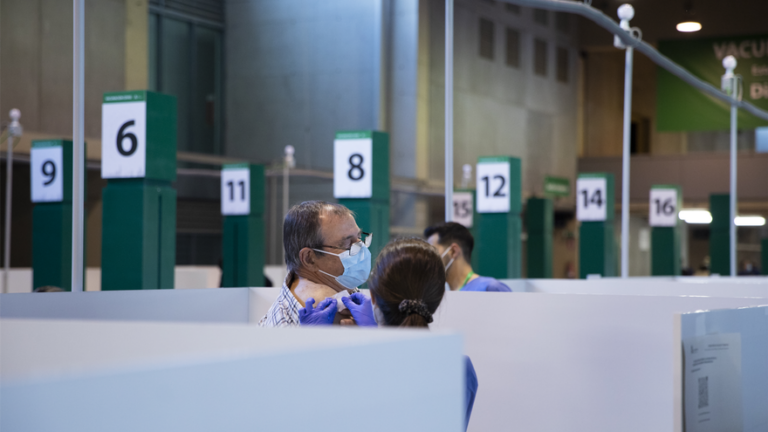 Vuelve a crecer por segundo día consecutivo la incidencia del Covid en Andalucía
