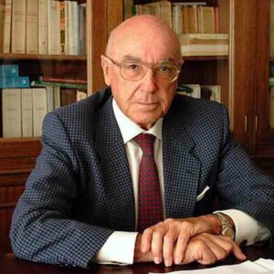El Parlamento de Andalucía ejercerá hoy de capilla ardiente por Manuel Clavero Arévalo