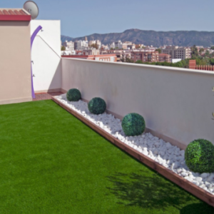 Césped artificial, la mejor opción para zonas de clima cálido