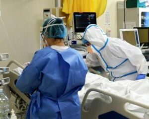 459 hospitalizados por Covid en Andalucía, 54 menos que hace una semana