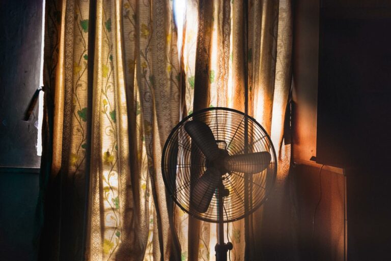 Cómo refrescar el interior de la vivienda en verano sin recurrir al aire acondicionado