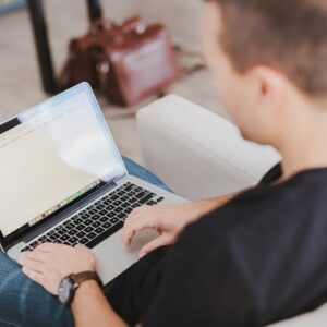 Socializar en tiempo de Covid: de vuelta a las salas de chat online