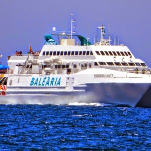 Un hombre muere decapitado en Ibiza tras ser embestido su barco por un ferry